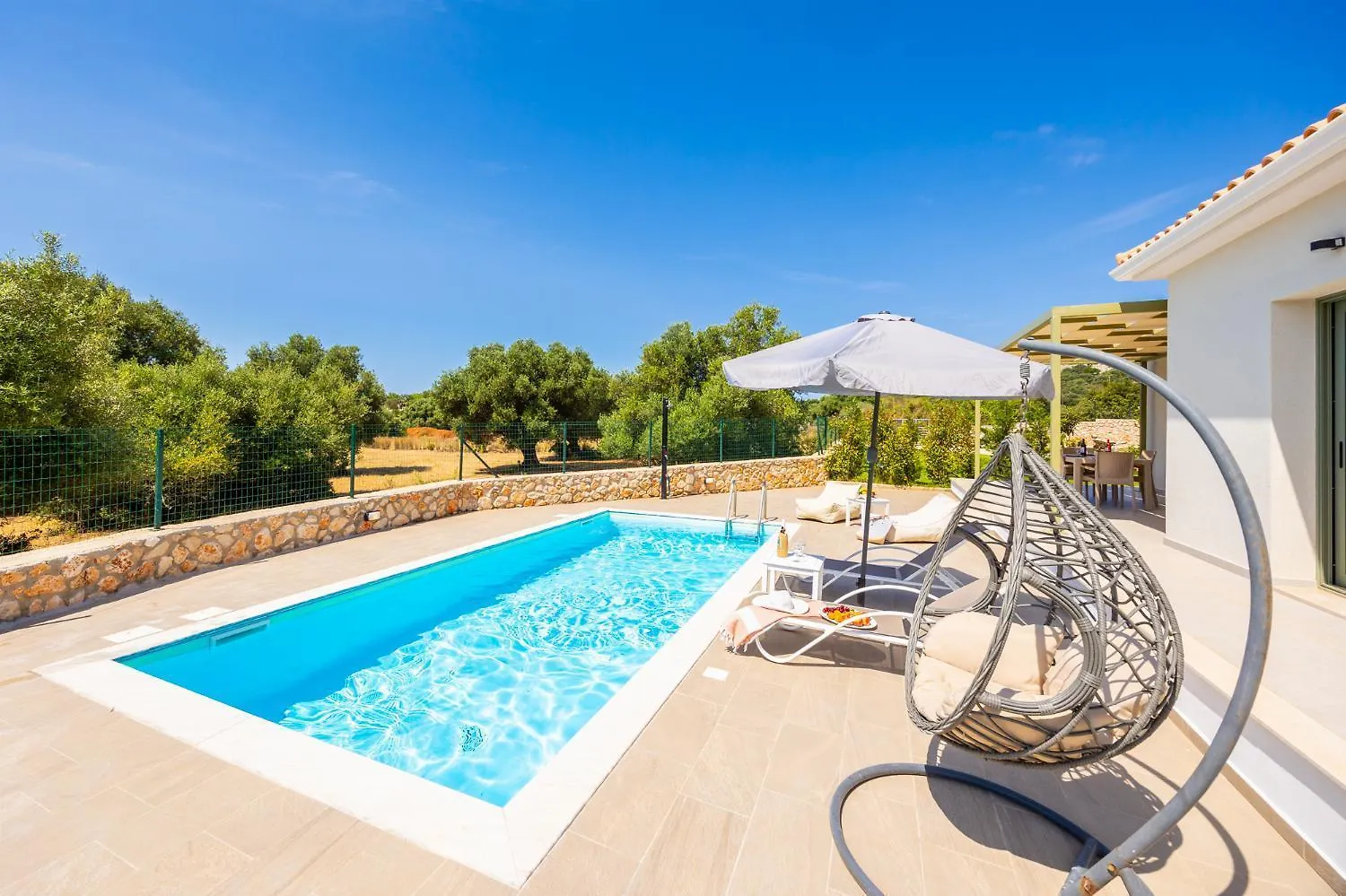 Villa Tania Ena Dhorizata 0*,  Grécia